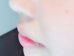 お肌がきれいな顔